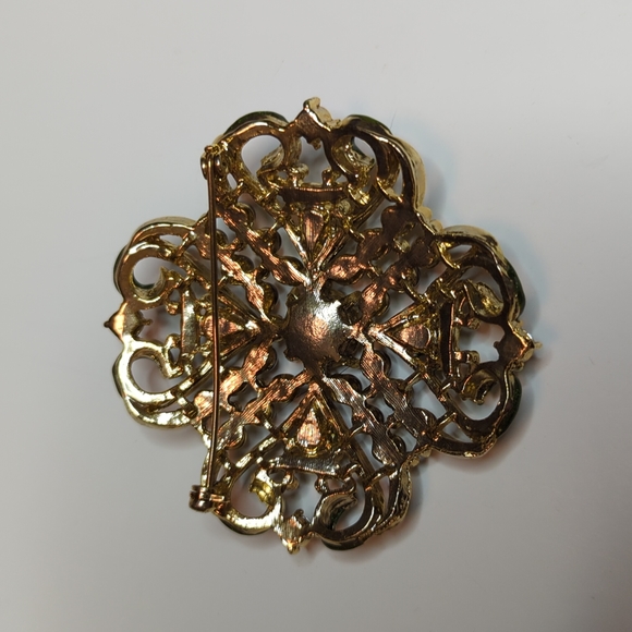 Large VINTAGE Gold-Plated Brooch - Picture 2 of 3